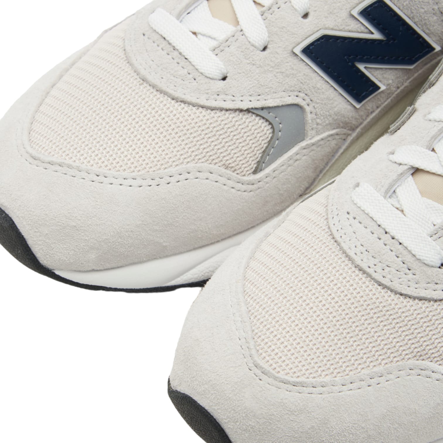 New Balance Sneakers 580