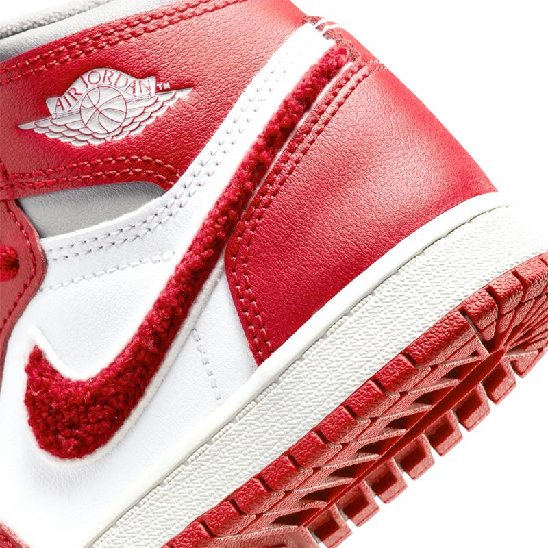 Air Jordan 1 High OG Varsity Red